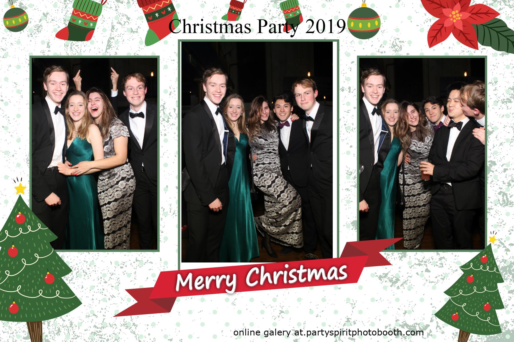 Christmas Party | View more photos from the event at gallery.partyspiritphotobooth.com/u/PartySpiritPhotoBooth/Christmas-Party-0